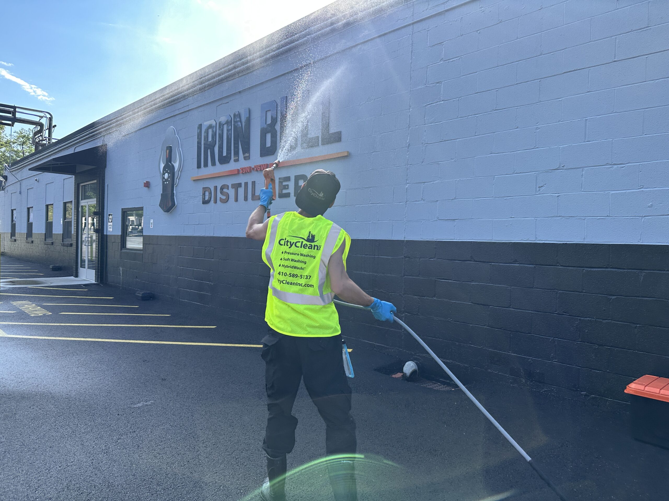 commercial painting interior and exterior building maintenance in Baltimore, Maryland